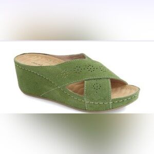David Tate Green Suede Savannah Platform Wedge Sandals Sz 10W NWOB